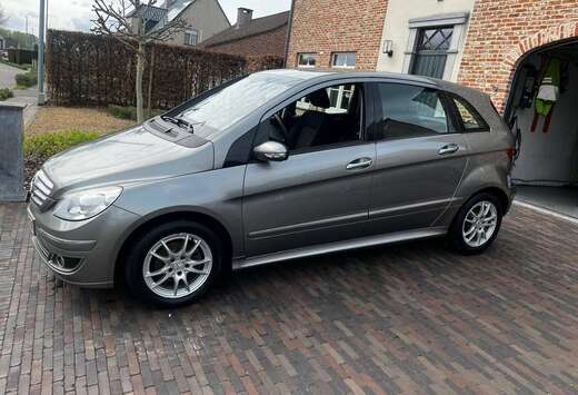 Mercedes-Benz B 170