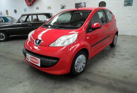 Peugeot 1.0 essence // Clim // prêt a immatriculer !