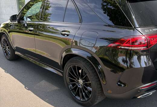 Mercedes-Benz e 4-Matic PHEV
