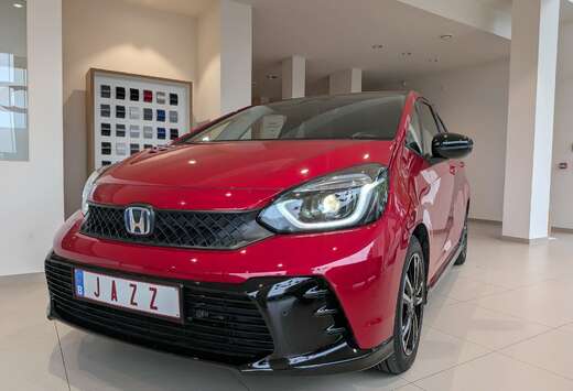 Honda Jazz e:HEV 1.5i-MMD Advance Sport + Illuminatio ...