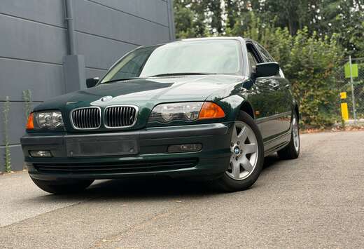BMW 323i 3.0 motor - 170 Pk-Benzine-Carpass-Top staat