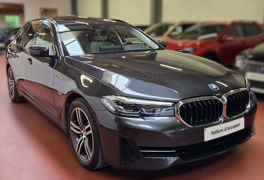 BMW eA HYBRID (204cv) + TOIT PANO + CUIR + LED + CAM  ...
