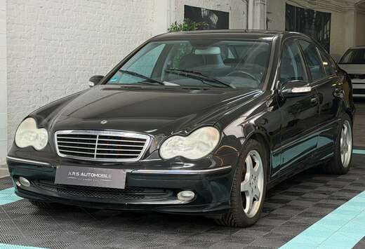 Mercedes-Benz Avantgarde | EXPORT | ROULE TRÈS BIEN