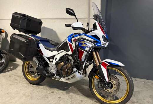Honda Africa Twin Adventure Sports met extra\'s