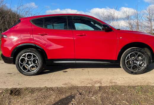 Alfa Romeo Tonale PHEV 1.3 Q4 TI (206 kW) Neuve Prix  ...