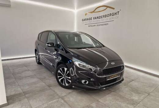 Ford ST-LINE BENZINE 7 ZITPLAATSEN+PANO DAK