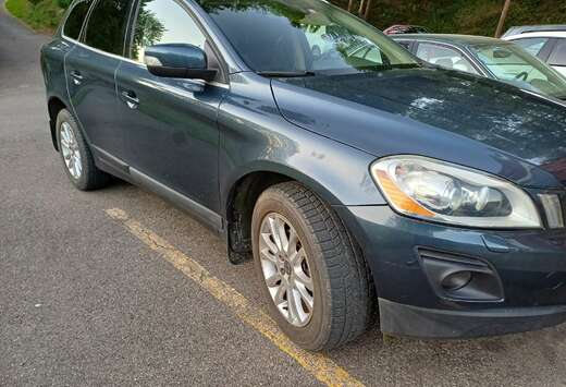 Volvo XC60 2.4 D AWD Momentum Geartronic