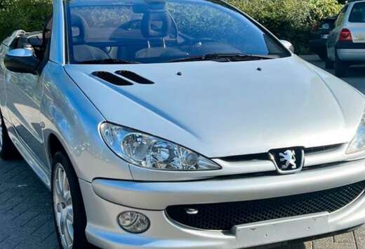 Peugeot CC 2.0i 16V Sport Pack