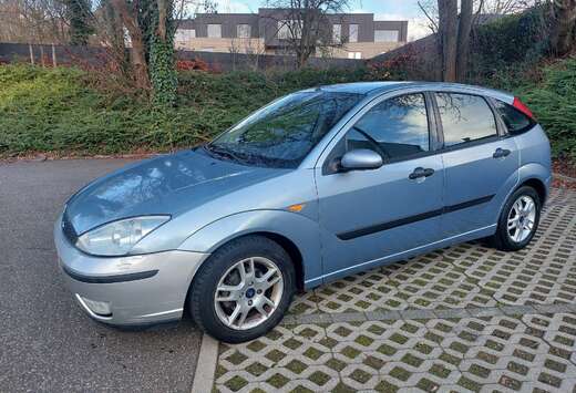 Ford 1.8 Turbo 90 cv **PRETE A IMMATRICULER**