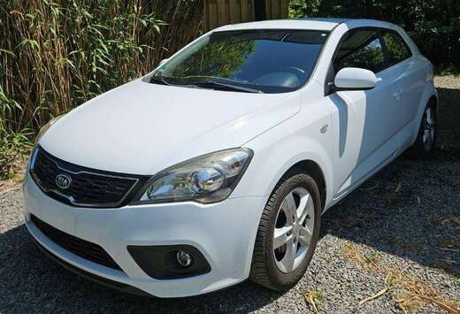 Kia Cee\'d 1.6i EX ISG EcoDynamics