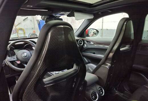 Alfa Romeo Stelvio 2.9 T V6 AWD Quadrifoglio (EU6d-TE ...