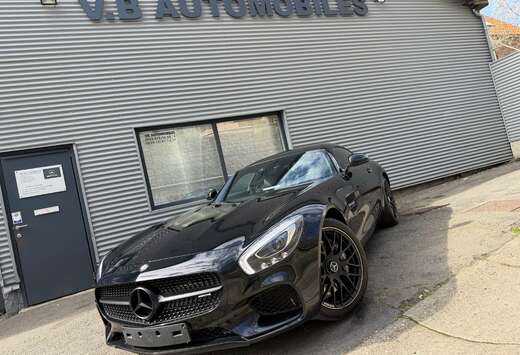 Mercedes-Benz 4.0 V8 BITURBO Pano