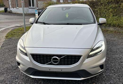 Volvo V40 2.0 T2 R-Design