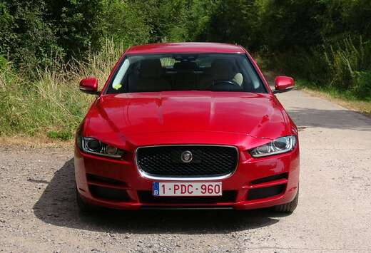 Jaguar XE 2.0 D E-Performance Prestige