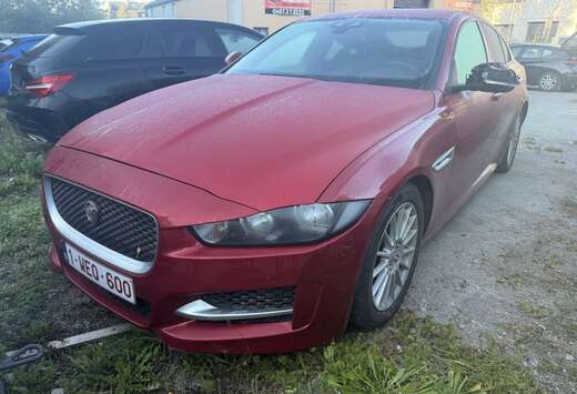Jaguar XE 2.0 D E-Performance R-Sport