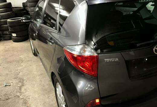 Toyota Verso S 1.33 VVT-i Multidrive Life