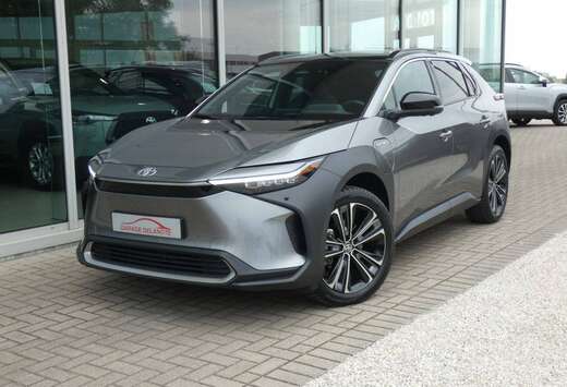 Toyota AWD |SOH 98,8%| PREMIUM +Trekhaak +Pano dak +L ...
