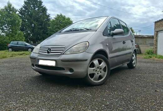 Mercedes-Benz A 190 Avantgarde