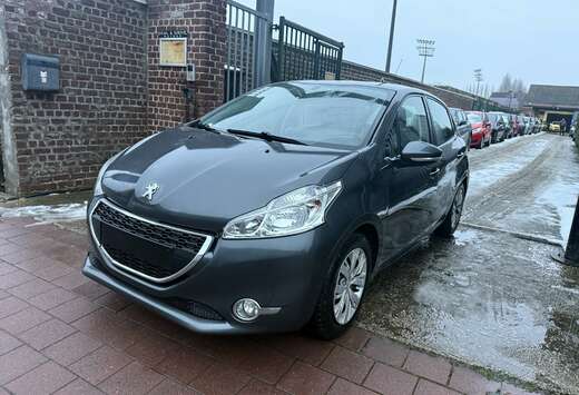 Peugeot 208 82 VTI Style