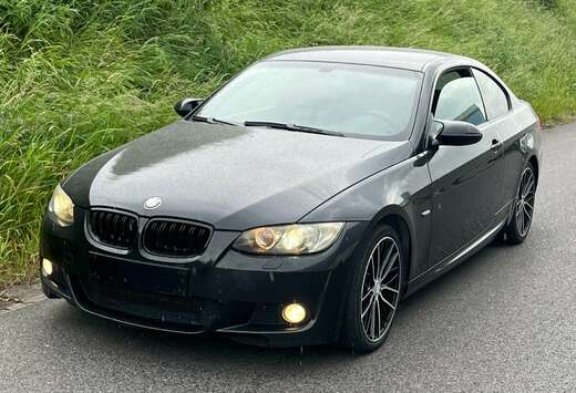 BMW Coupé 320i / M Pack / Leder / 156000km