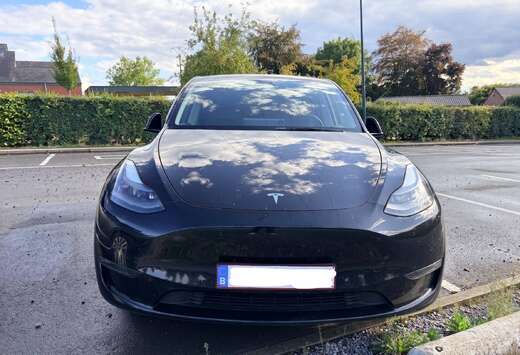 Tesla Model Y 72.5 kWh Dual Motor Long Range (324 kW)