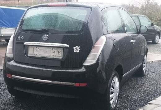 Lancia VPC 1.2 8V 69 PLATINO