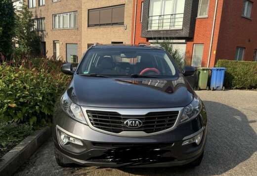 Kia 1.6i 2WD Access ISG