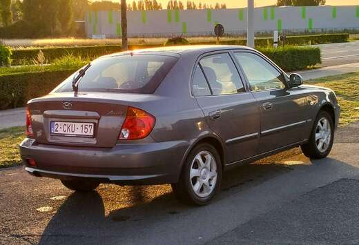 Hyundai Accent 1.3i 12v LSi