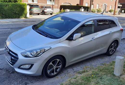 Hyundai i30 SW 1.6 GDi Pop! ISG
