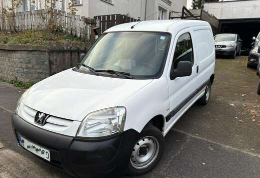 Peugeot 1.6 HDi L1H1 Confort 120