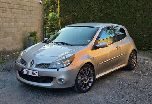 Renault 2.0i 16v RS