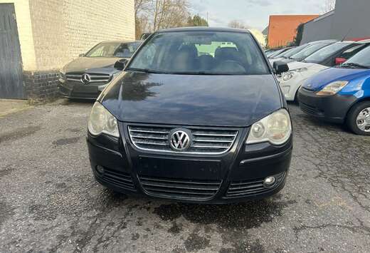 Volkswagen Polo 1.4i 16v United Pack + PSP 12 MOIS DE ...