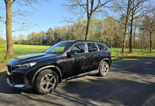 BMW X1 PHEV 1.5iA xDrive25e (180 kW)