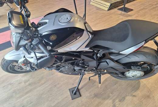 Dragster 800RR