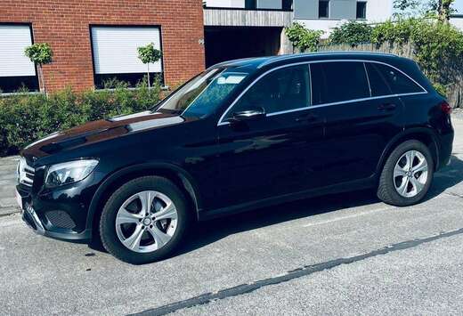 Mercedes-Benz GLC 220 d 4Matic 9G-TRONIC