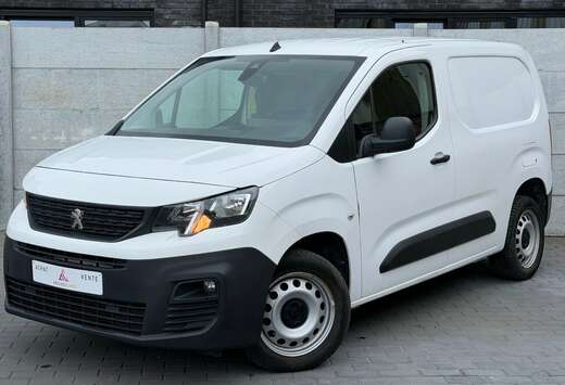 Peugeot 3 PLACES - CAR PLAY - ATT REMORQUE - CARNET C ...