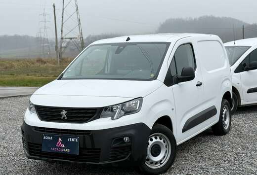 Peugeot 3 PLACES - CAR PLAY - ATT REMORQUE - CARNET C ...