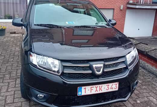 Dacia Logan 1.2i Laureate