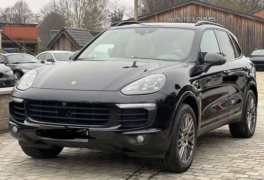 Porsche S Hybrid Tiptronic