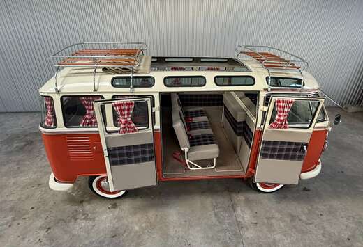 Volkswagen Kombi Samba Style 23 Window Safari Windows