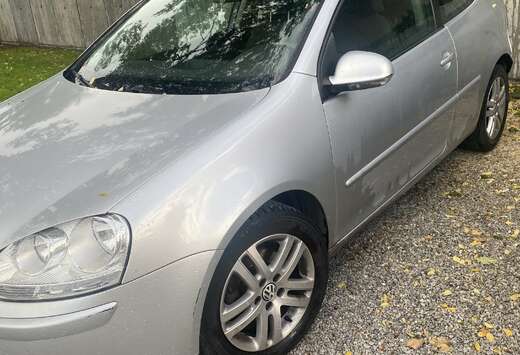 Volkswagen 1.9 TDi 4Mo Trendline 25 (AIC)