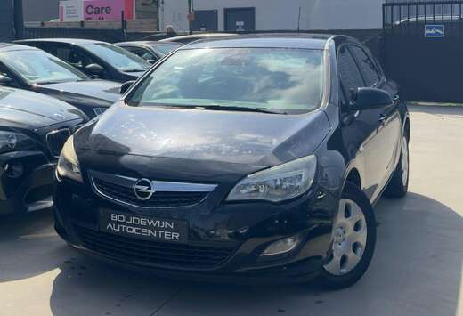 Opel Astra 1.6i Enjoy