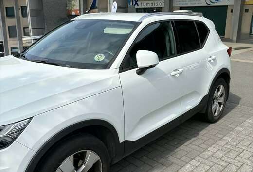 Volvo XC40 2.0 D3 AWD Momentum Geartronic