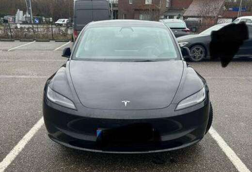 Tesla Highland RWD 60KWH