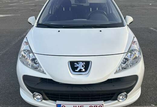 Peugeot 1.4i 16v Sporty