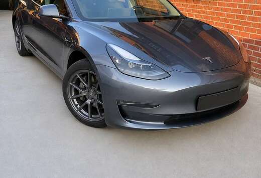 Tesla 78 kWh AWD Long Range Dual Motor (366kW)