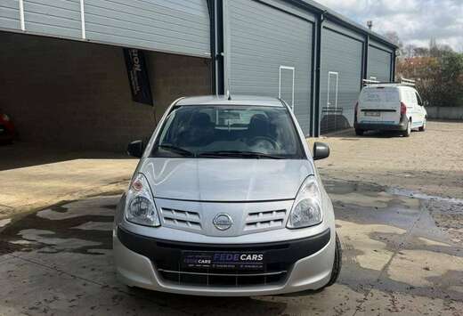 Nissan 1.0i Acenta
