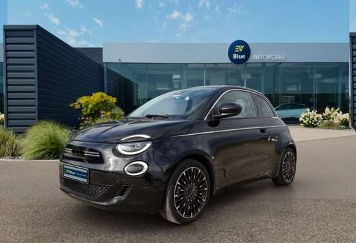 Fiat La Prima 42 kWh PANO - CAMERA - LED