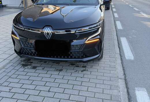 Renault e-Megane E-Tech 60 kWh Iconic R220 Super char ...