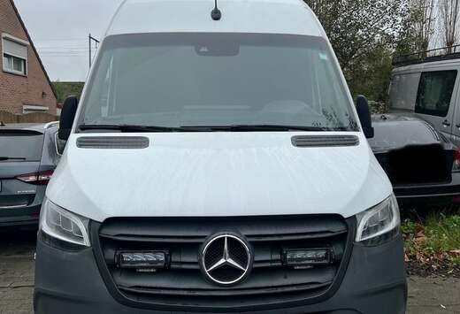 Mercedes-Benz 316 CDI  7G-TRONIC Plus